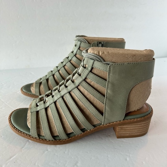 Comfortiva NIB Guille Blossom” Sandal Sage Colored Leather - Picture 5 of 7